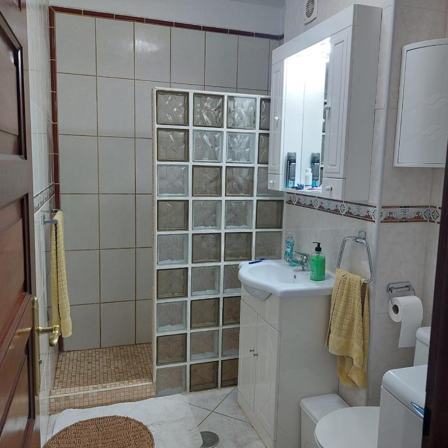 Victoria Court 2, Los Cristianos Guincho  Exteriör bild